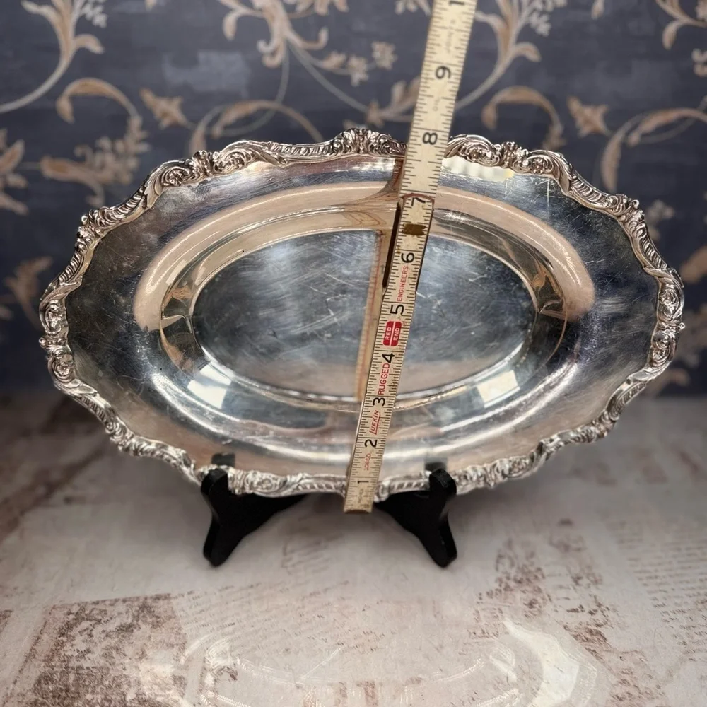 Poole Silver Co English Silverplate 1000 Ornate Oval Serving Tray